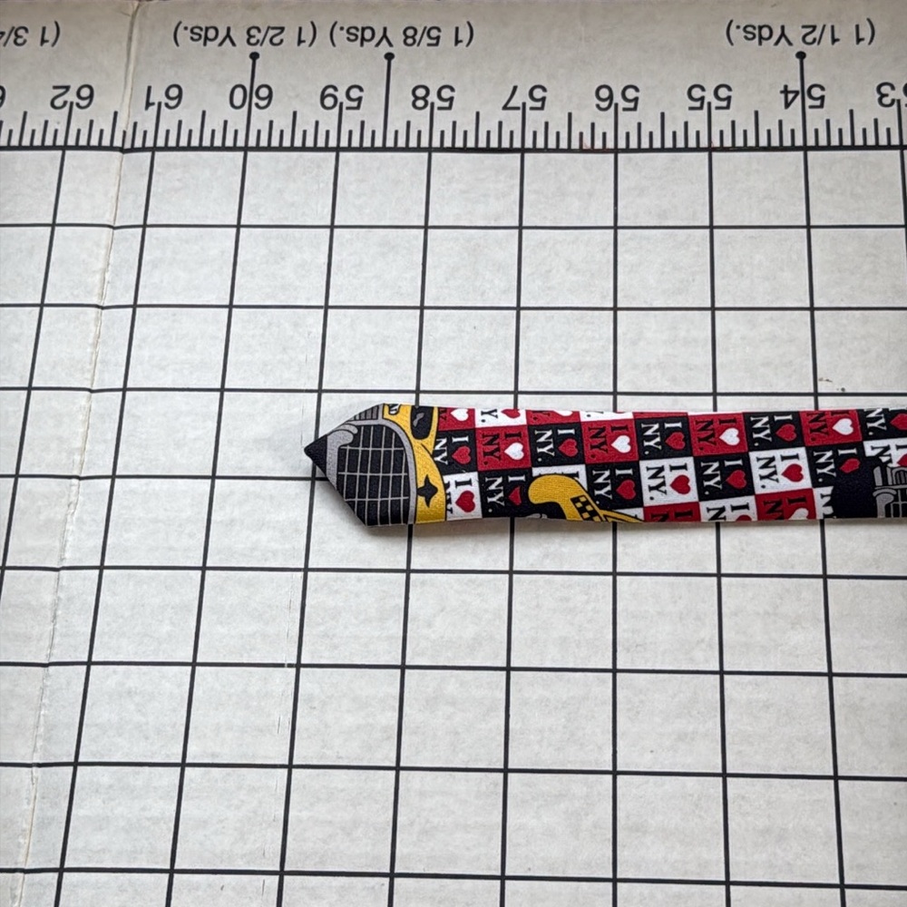 Vintage Rene Chagal Novelty Necktie – Yellow NYC Taxi Cabs & “I ♥ NY” Print  59" - Picture 9 of 10